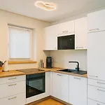 아파트 Lux
